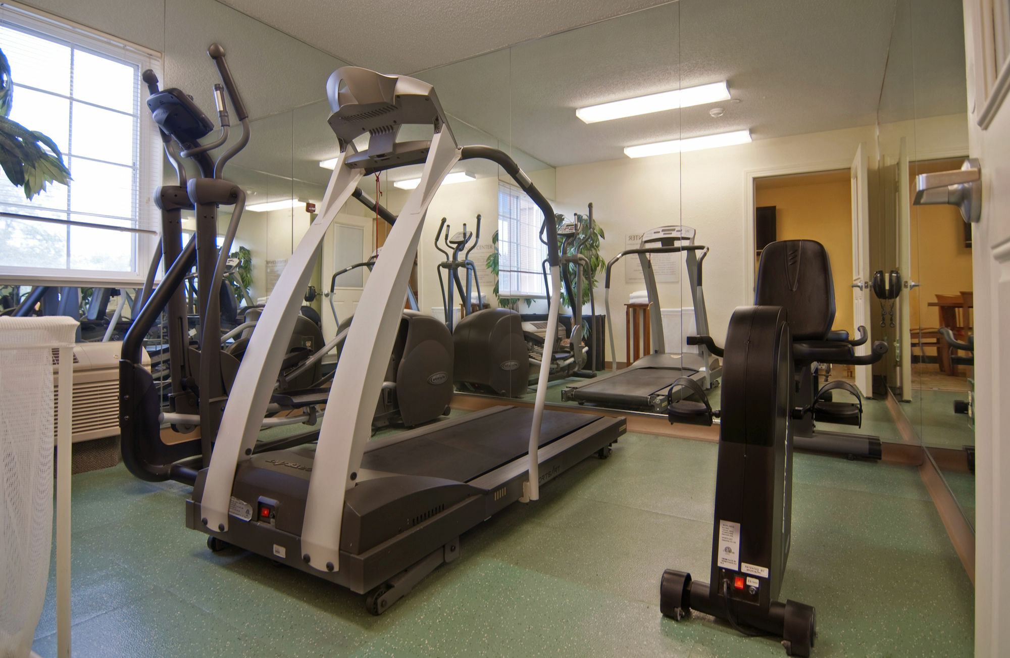 Extended Stay America Select Suites - Wilkes - Barre - Scranton Екстериор снимка